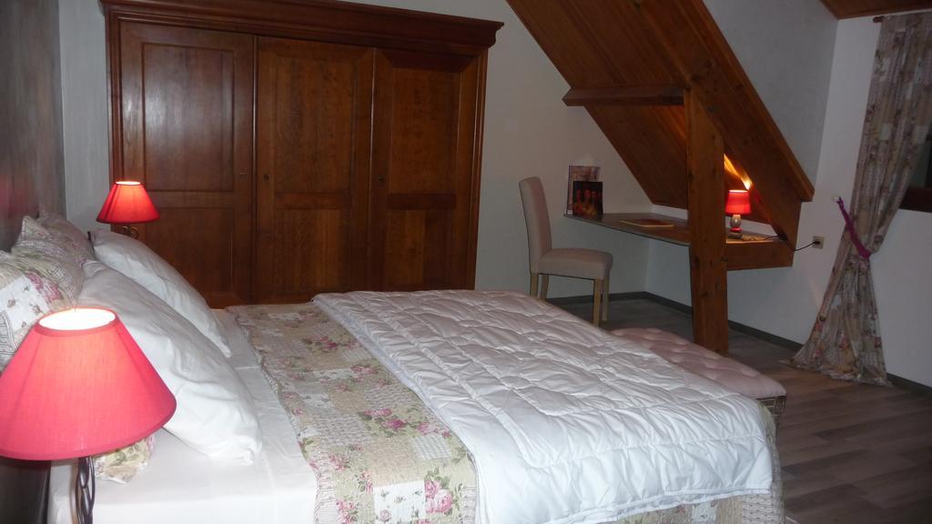 Maison D'Hotes Les Coquelicots จีแวร์นี ห้อง รูปภาพ