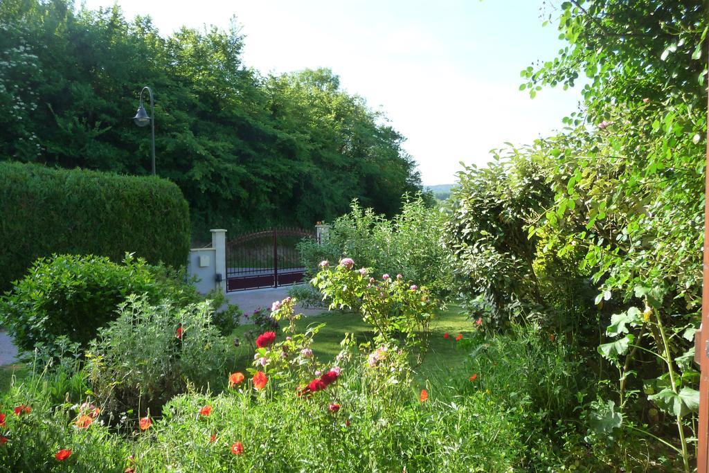 Maison D'Hotes Les Coquelicots จีแวร์นี ห้อง รูปภาพ